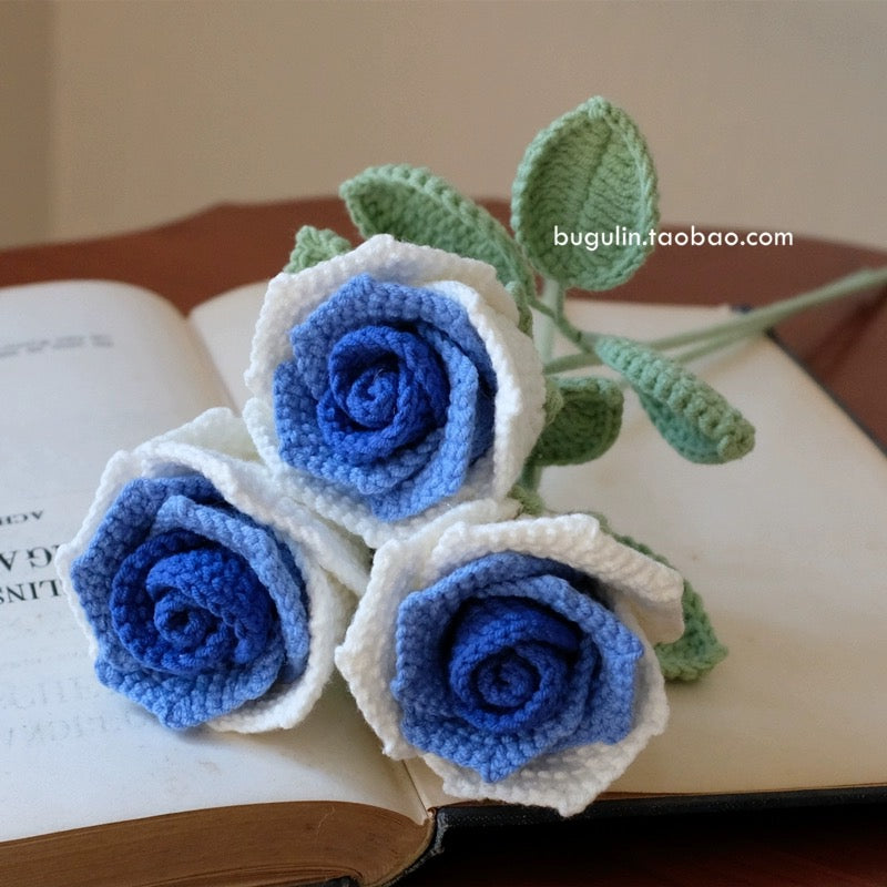 Crochet Gradient Roses Flower Bouquet