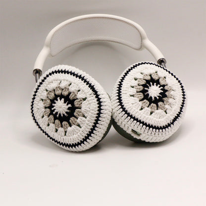 Granny Square AirPods Max Cover
