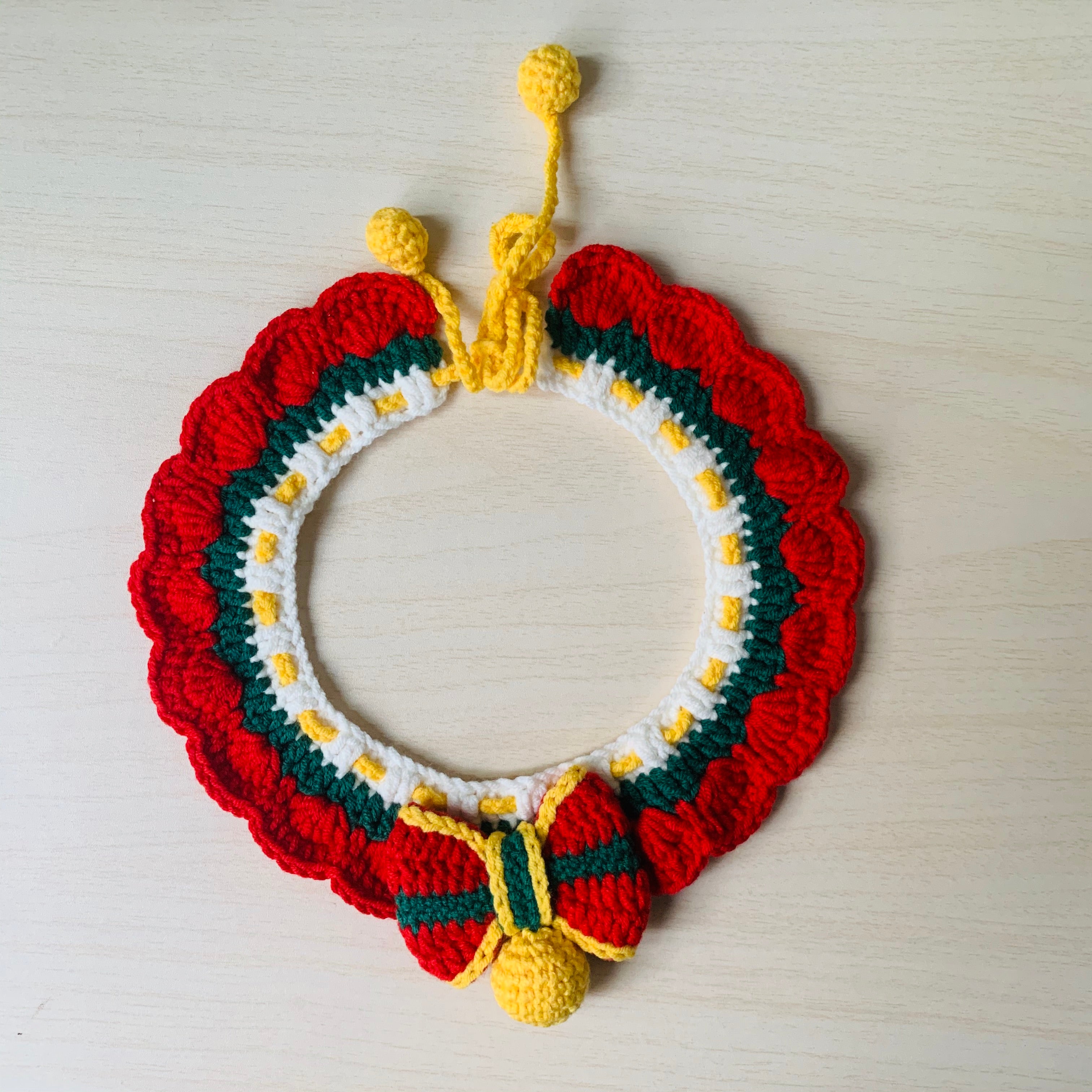 Red Bow Christmas Crochet Cat Collar