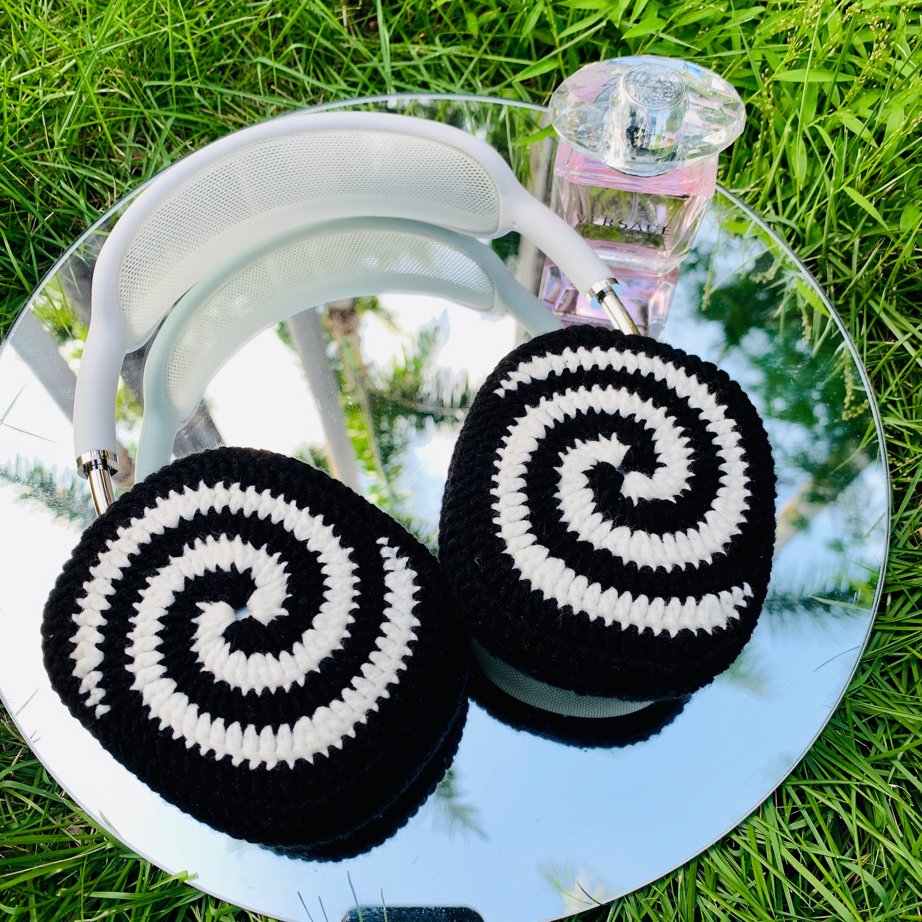 2 Colors Spiral AirPods Max Cases