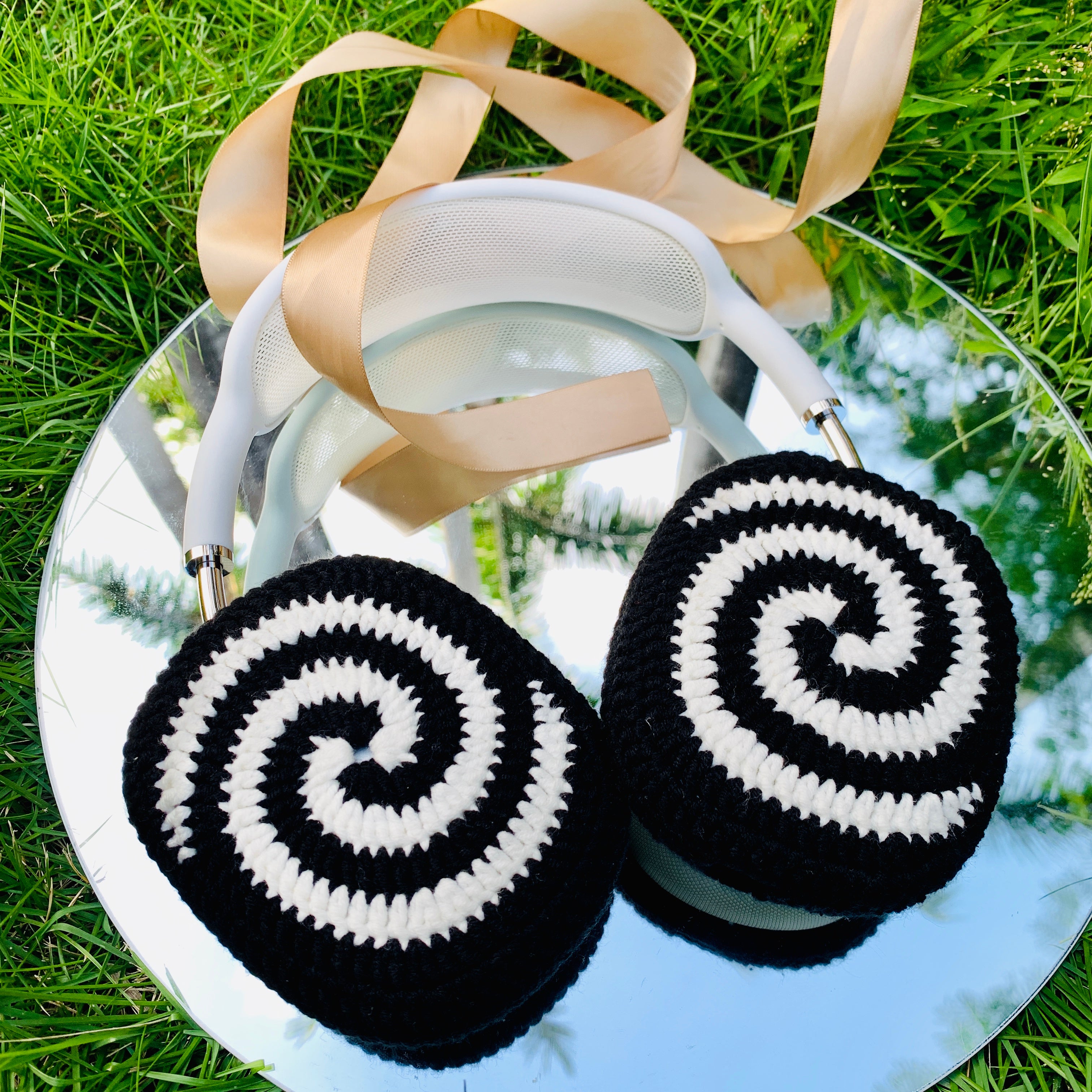 2 Colors Spiral AirPods Max Cases – Pawpawcrochets