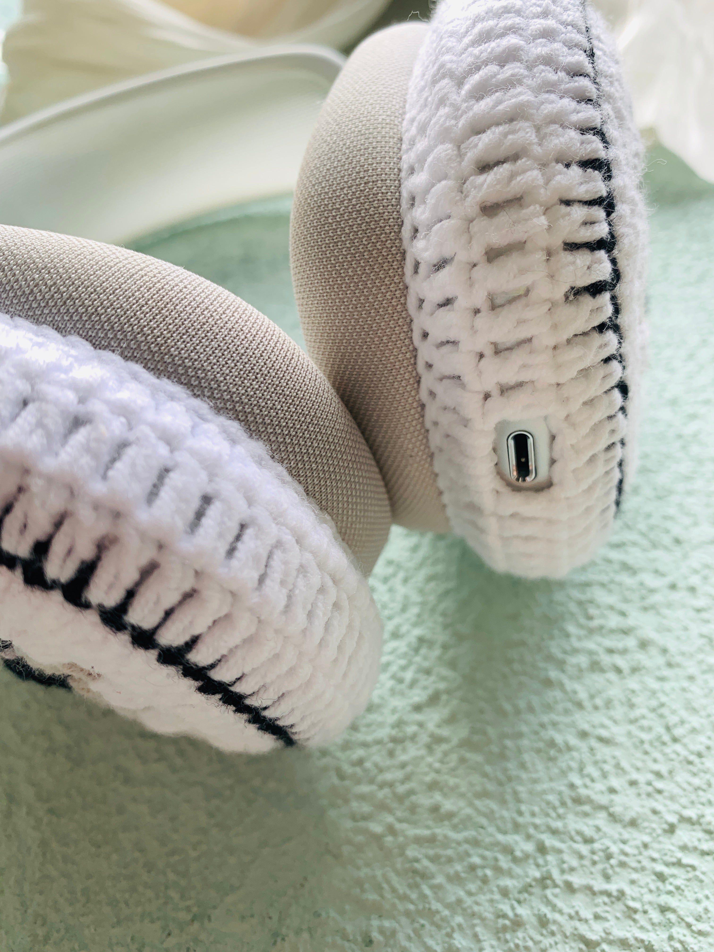 Classic Black White AirPods Max Cases Sony XM1000 Cases