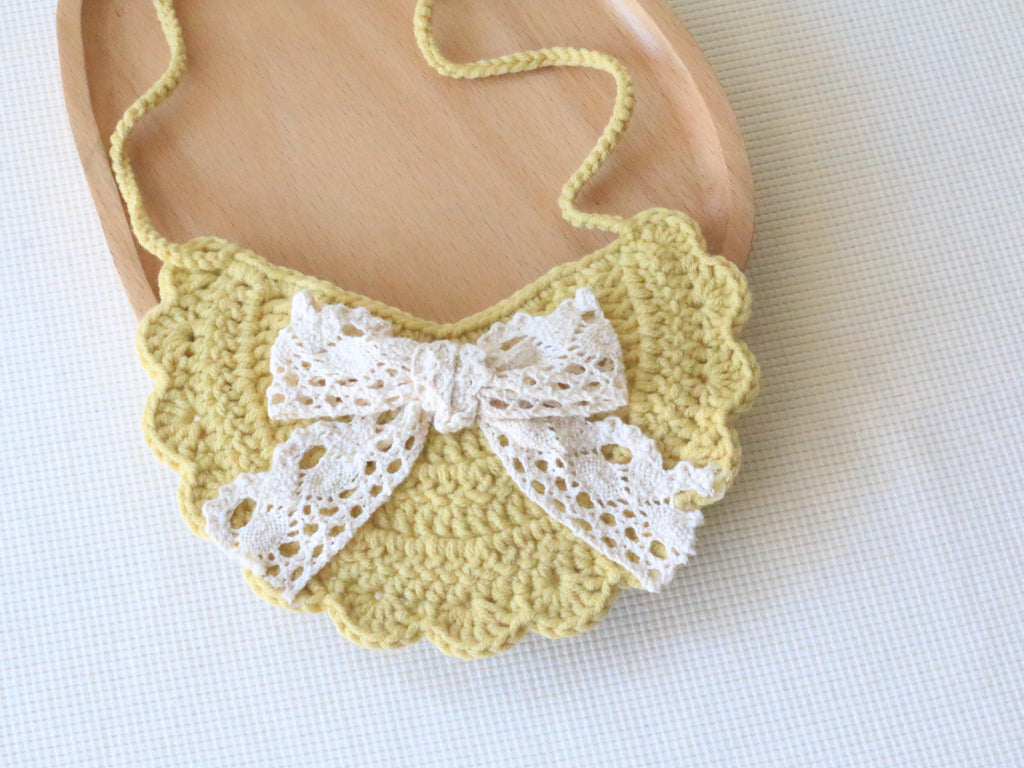 Elegant Crochet Bow Cat Bib