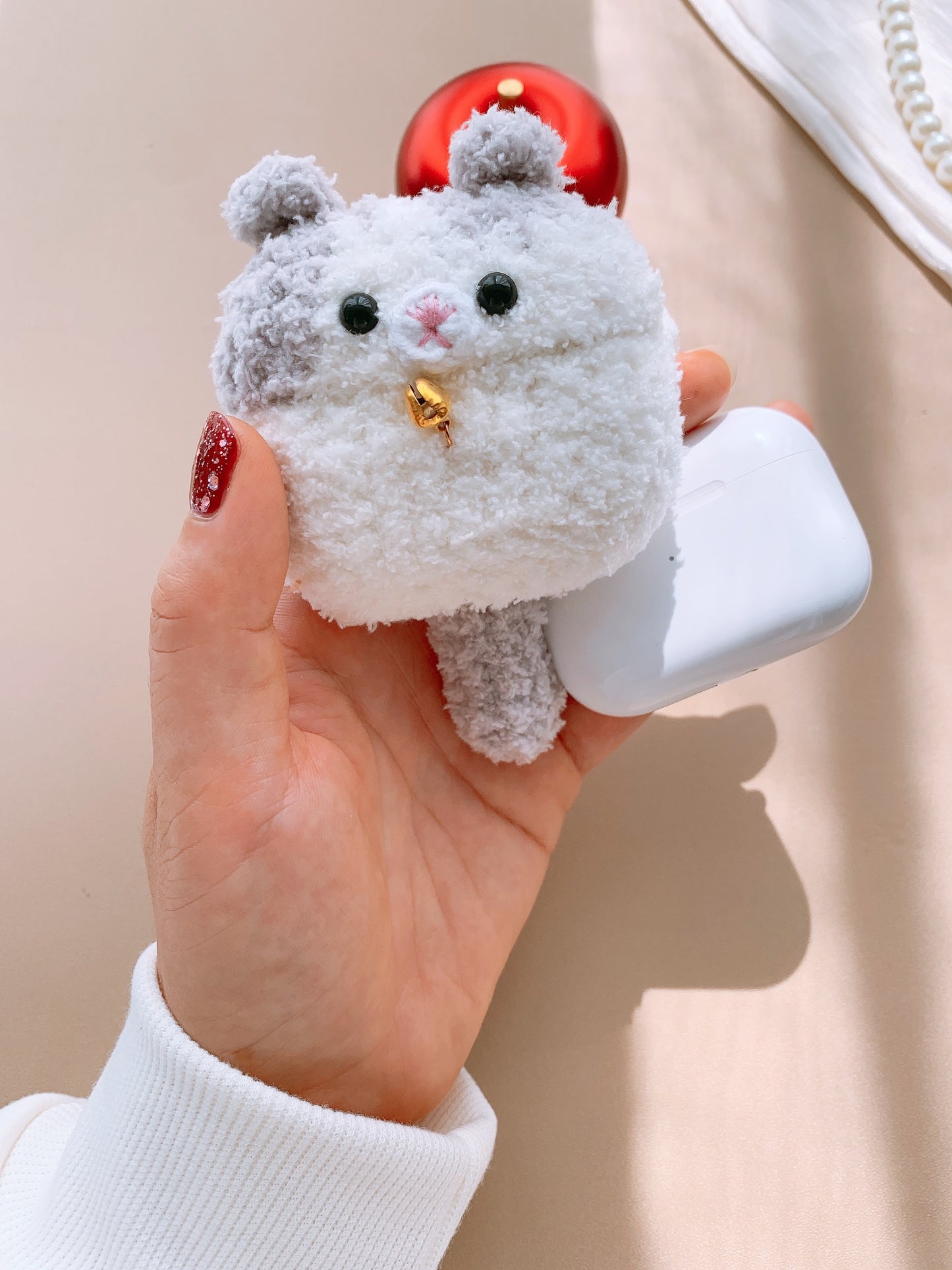 White & Gray Cat Airpods Case 1/2, AirPods Pro Cases, AirPods 3