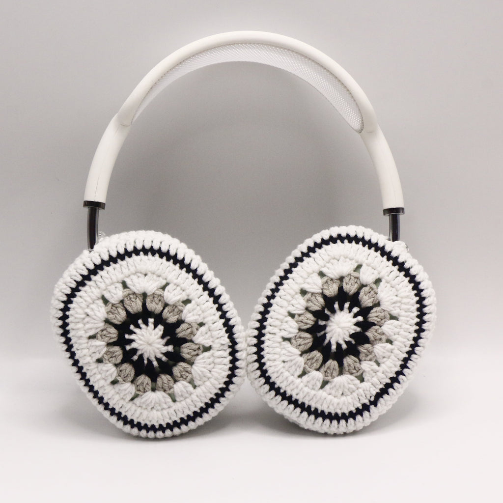 Granny Square AirPods Max Cover