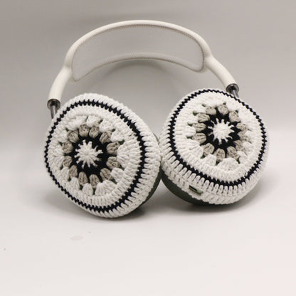 Granny Square AirPods Max Cover
