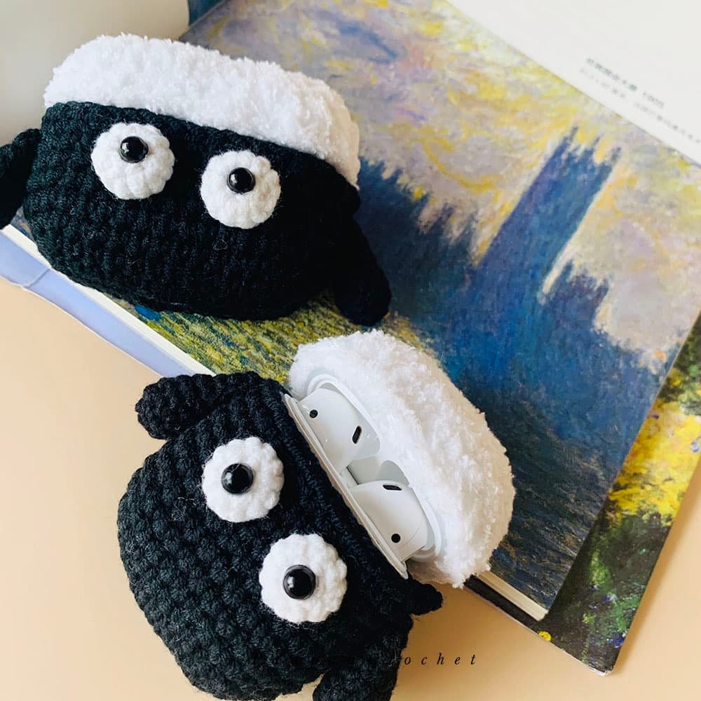 Shaun the Sheep Crochet AirPods Case