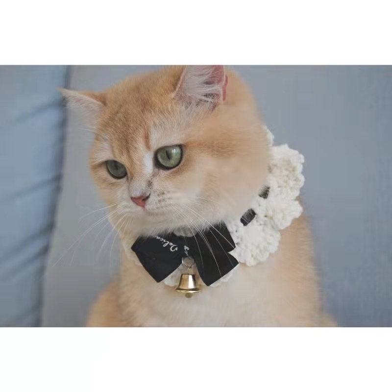 Crochet White Pet Collar Cute Bow Bell Cat Collar