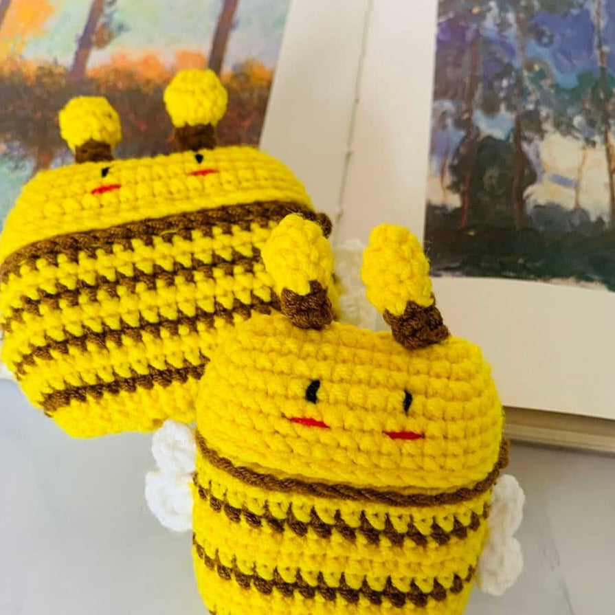 Crochet Bee Airpod Case