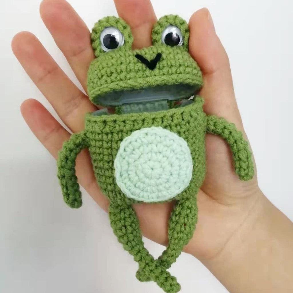 The Frog Team Crochet Airpod Case