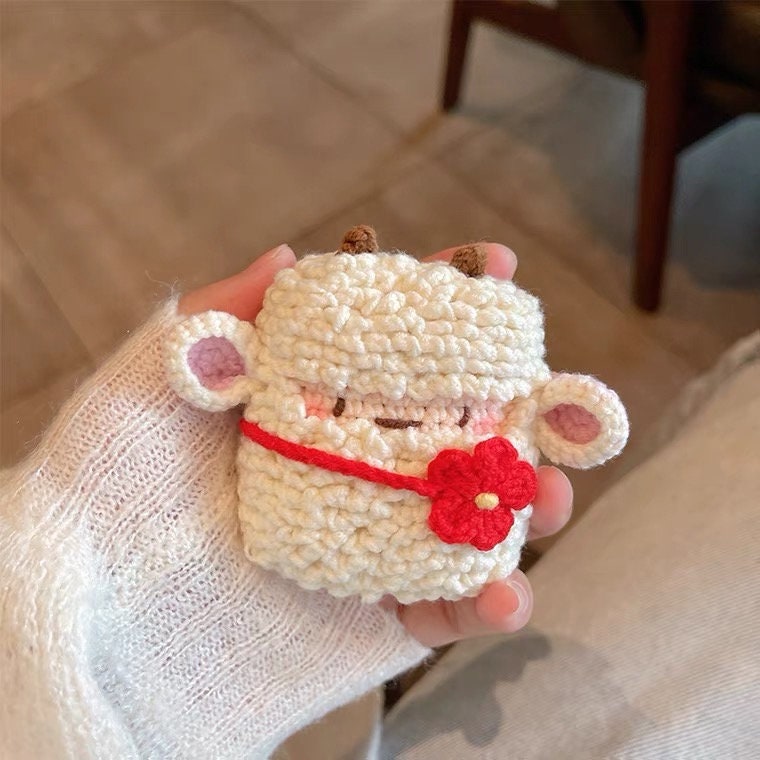 Crochet Curly Sheep Airpod Case