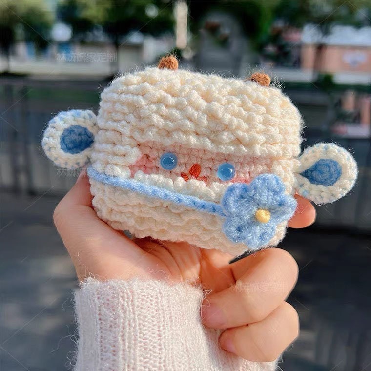 Crochet Curly Sheep Airpod Case